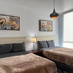 Hollywood Rooftop Boutique Residences On Melrose