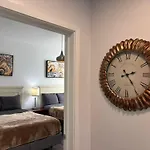 Hollywood Rooftop Boutique Residences On Melrose