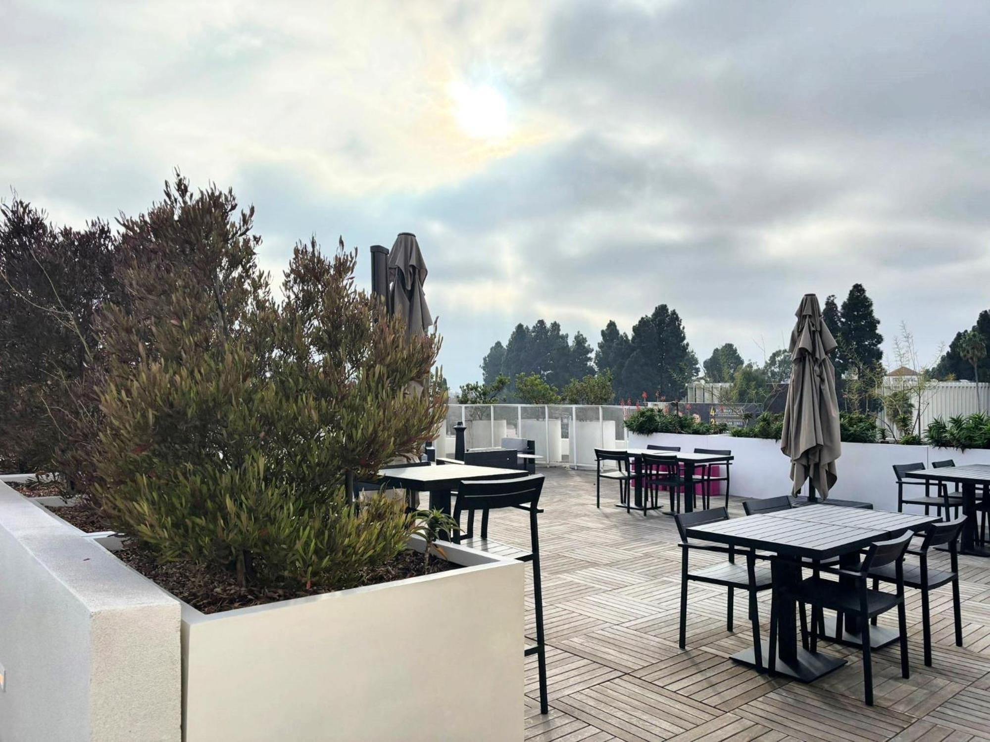 Hollywood Rooftop Boutique Residences On Melrose Los Angeles